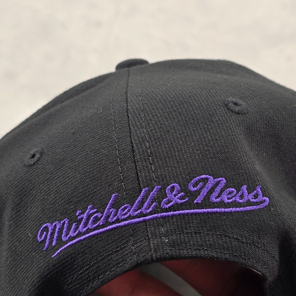 Mitchell & Ness Los Angeles Lakers Vibes Cap Black & Purple Snapback Hat‎ - Picture 9 of 14